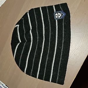 AWESOME BIOWORLD CALL OF DUTY YOUTH STRIPED CAP BEANIE